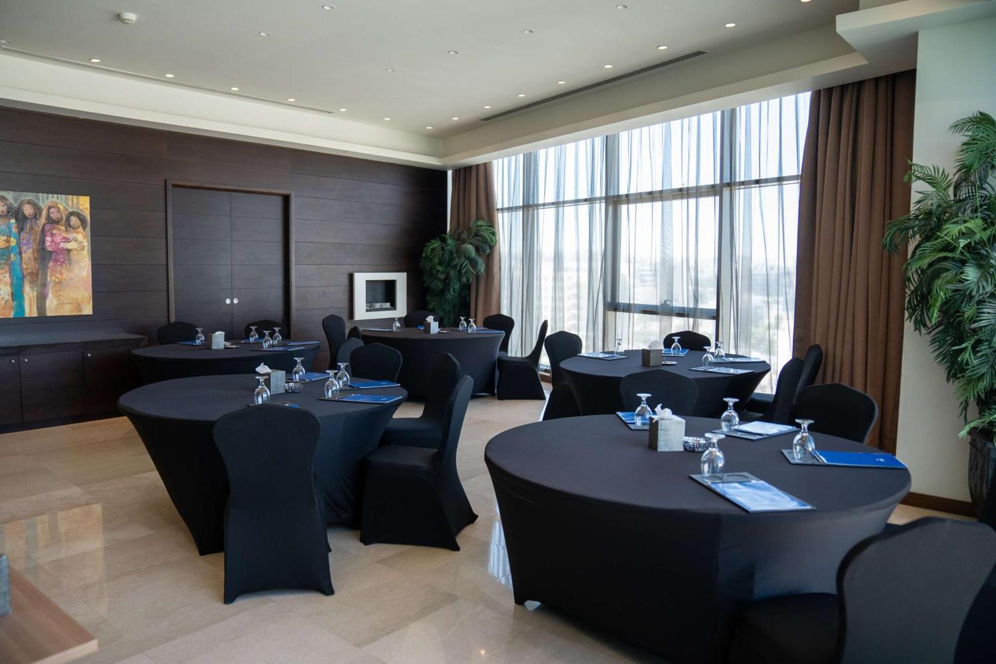 Hilton Hotel 5*