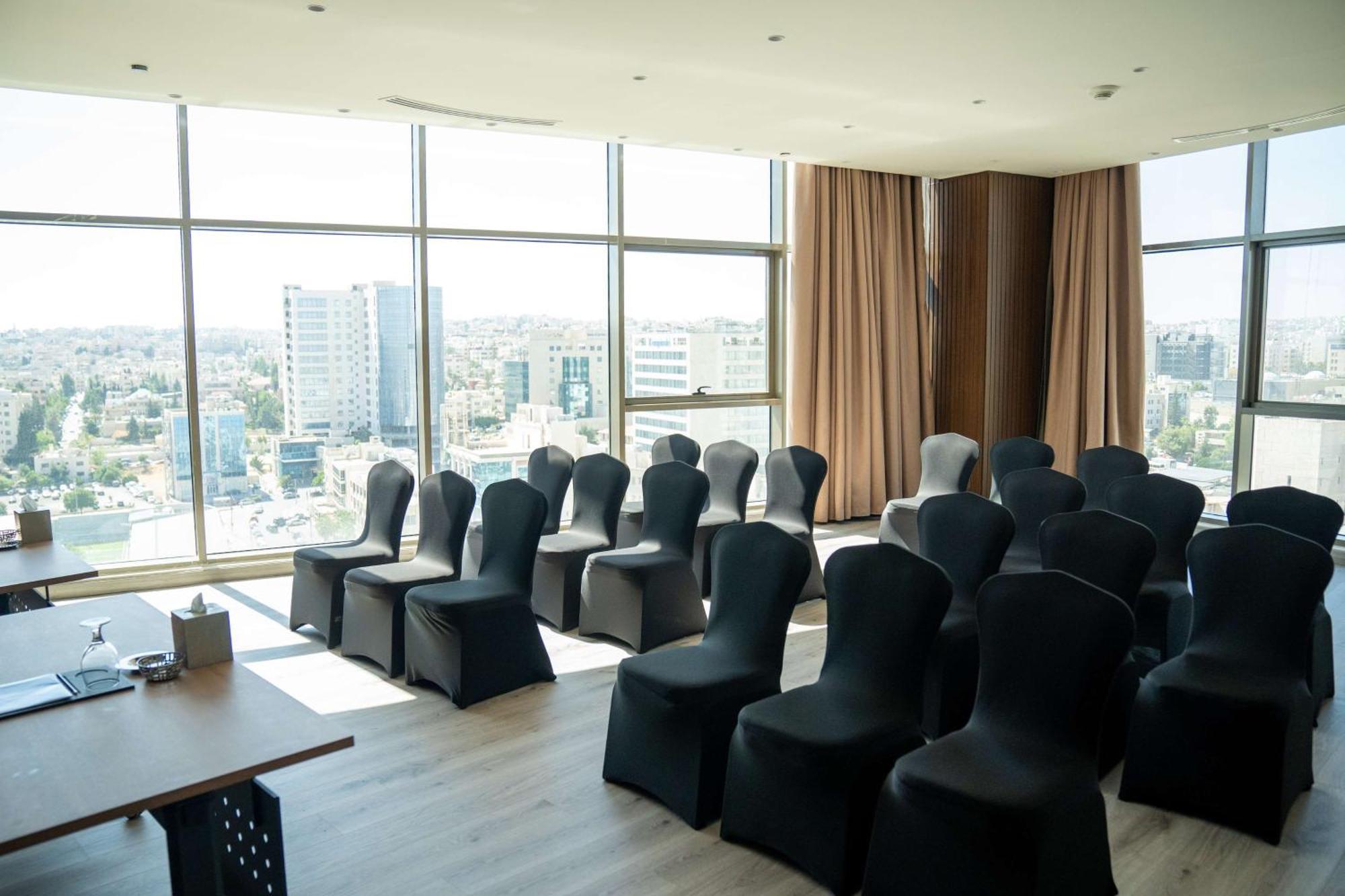 Hilton Jordan Hotel 5*