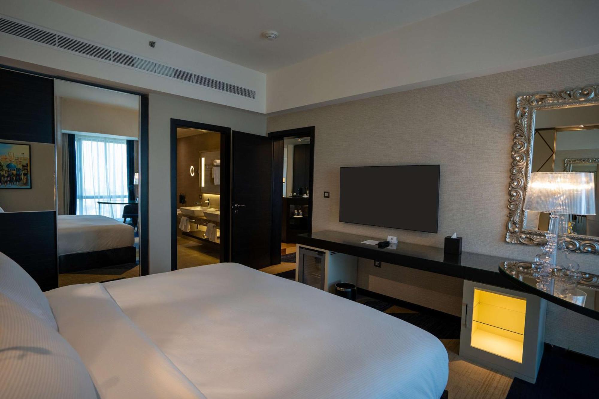 Hilton Amã